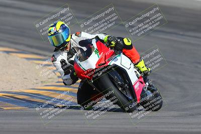 media/Nov-15-2024-CVMA Friday Practice (Fri) [[b142d29251]]/4-Group 4 and Trackday/Session 2 (Turn 10)/